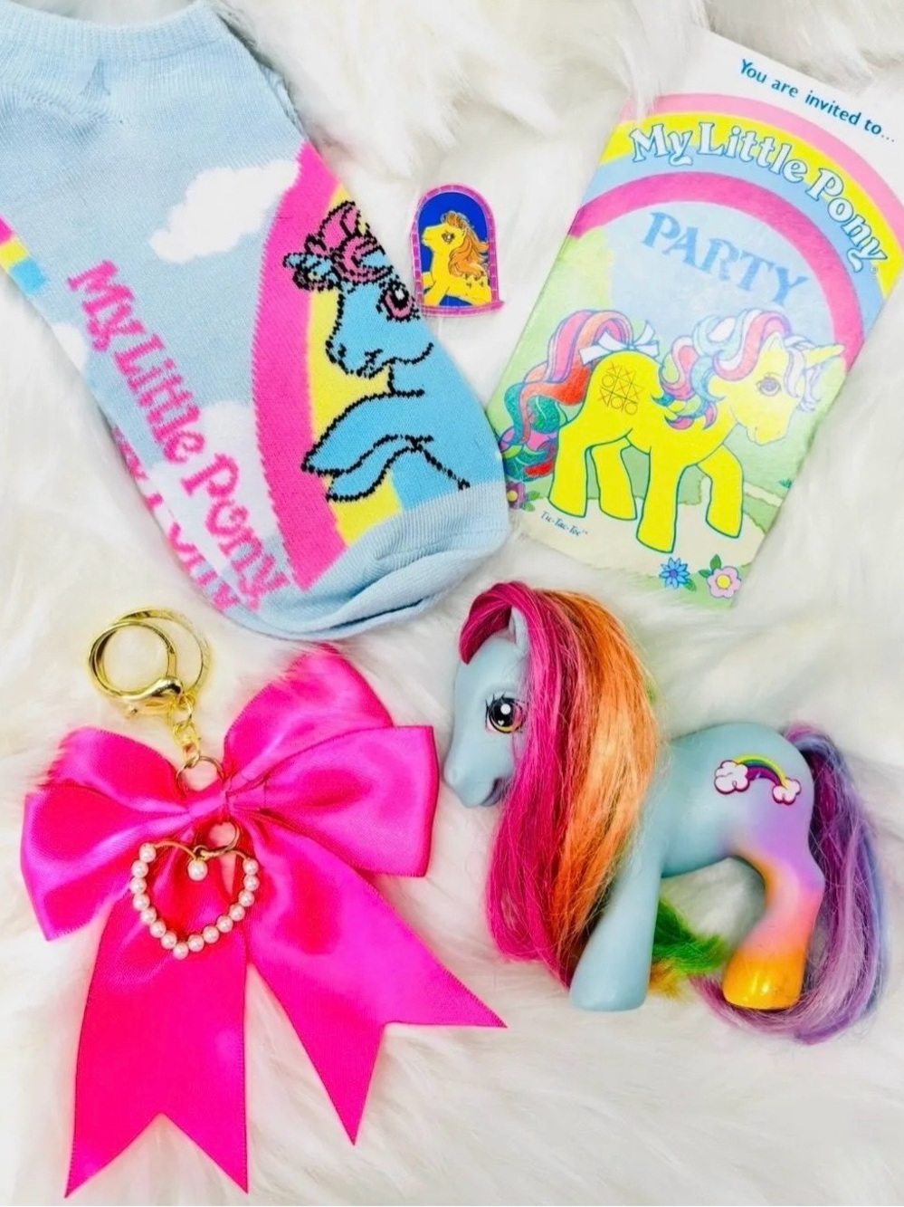 5 PC My Little Pony Hasbro Bundle Vintage Pony + Loungefly Pin
